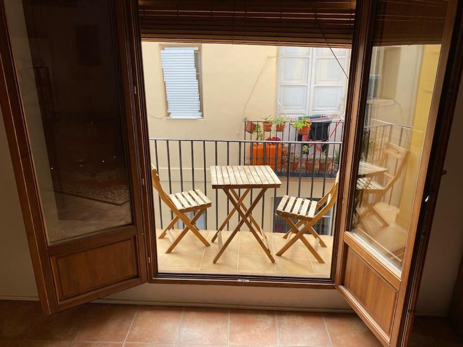 Loft Con Estilo Y Terraza En Centro Historico Apartment Valencia Ngoại thất bức ảnh