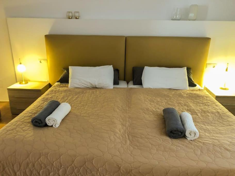 Loft Con Estilo Y Terraza En Centro Historico Apartment Valencia Ngoại thất bức ảnh