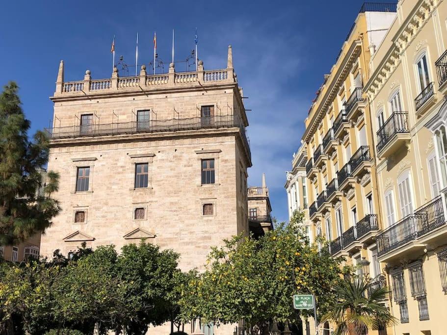 Loft Con Estilo Y Terraza En Centro Historico Apartment Valencia Ngoại thất bức ảnh